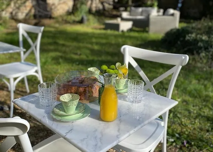 Attic Suite, Maison De Mags & Mags 3*