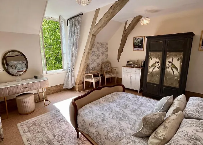 Attic Suite, Maison De Mags & Mags 3*